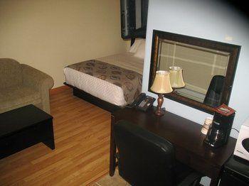 Selah Motel Кенора Екстериор снимка
